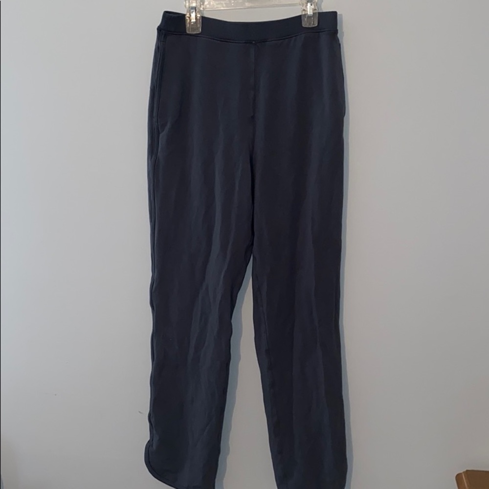 Lululemon high waisted yoga pants